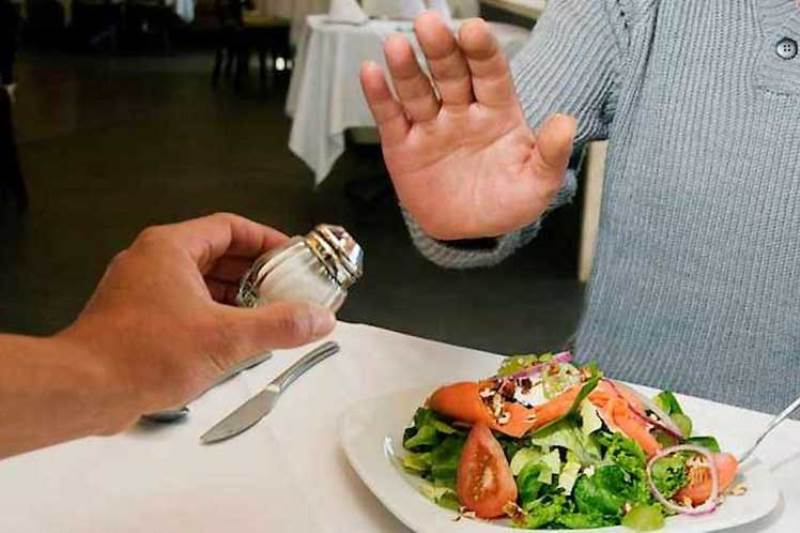 کاهش نمک در غذا