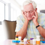 استفاده‌ي ایمن از داروها برای افراد مسن