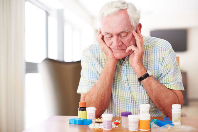 استفاده‌ی ایمن از داروها برای افراد مسن